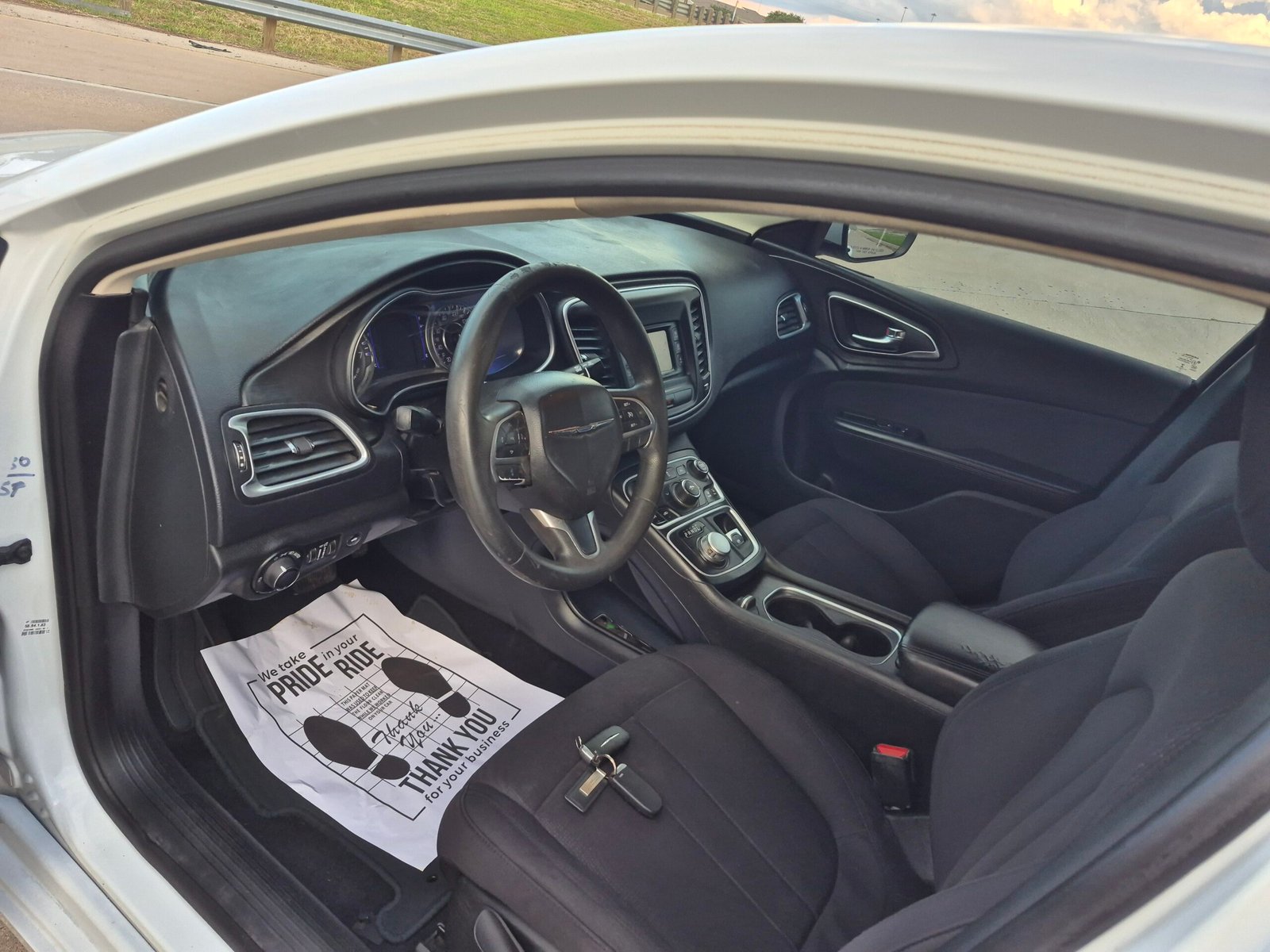 2015 Chrysler 200 limited Sedan 4D - Image 16